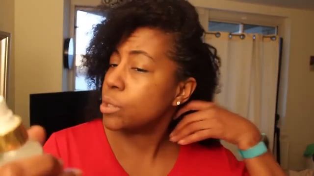 Naturalicious Review: Heavenly Hydration Grapeseed Hair Mist