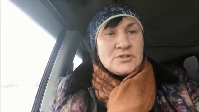 Погода резко испортилась  Купила солому