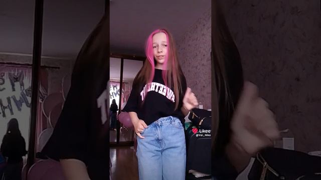 Like_7401844504758046070.mp4