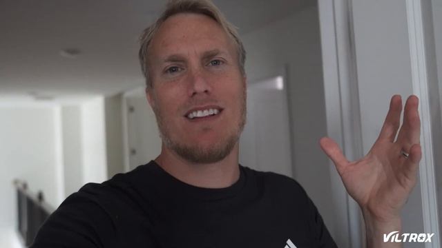 Sony 11mm F1.8 Vs Viltrox 13mm f1.4 Vlog Comparison | ZV-E10
