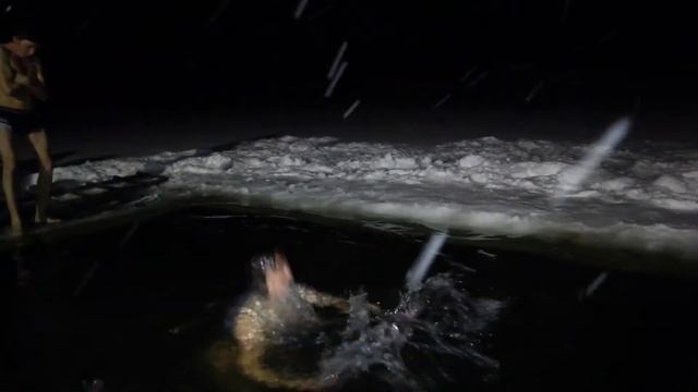 ТАТМЫШИ (Аликовский район)_19 января 2016_КРЕЩЕНСКОЕ КУПАНИЕ