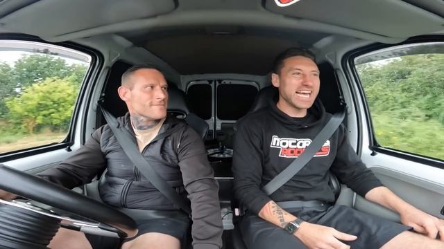 CRAZY 343BHP 2.0T RENAULT KANGOO VAN - NEVER SEEN A CLIO 172 ENGINE SENT SO FAR!