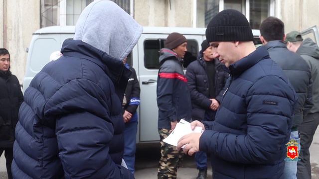 Полиция уличила 17 южноуральцев в организации канала нелегальной миграции в Челябинской области