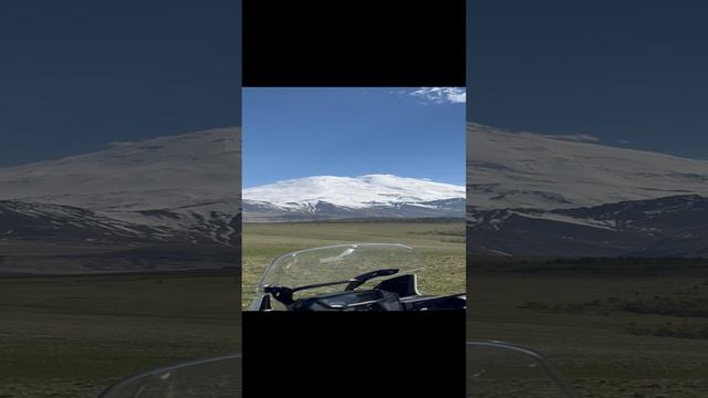 Дорога на Джылы Су. Вид на Эльбрус