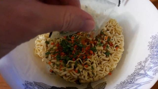 Лапша Биг Бон. Курица  соус сальса