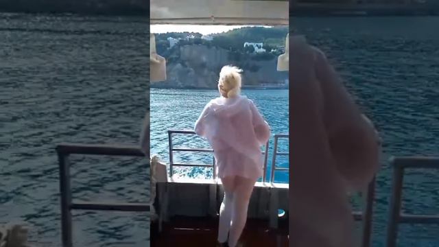 Круиз на🚢теплоходе по побережью Ялты😍