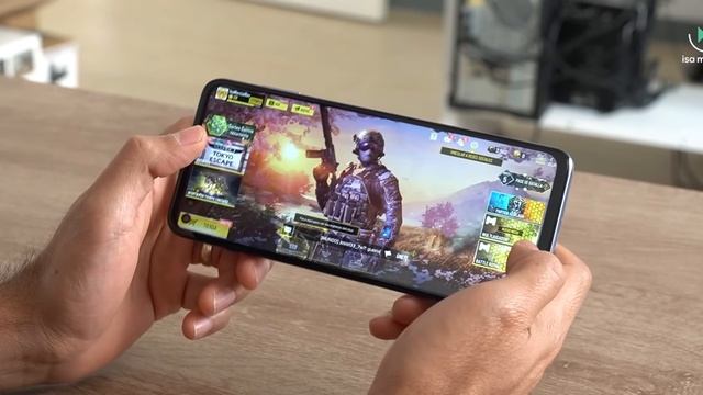 Jugando con Moto G100  Prueba de rendimiento