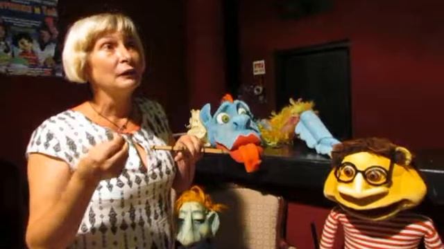 Саша Чернин - художник театра "Парус", автор кукол ко многим спектаклям и "Каштанке"