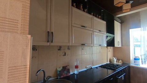 Продам дом/Недорогой дом с гаражом/60 кв.м на з.у 14 соток/Цена 1 млн. 800 т.р./