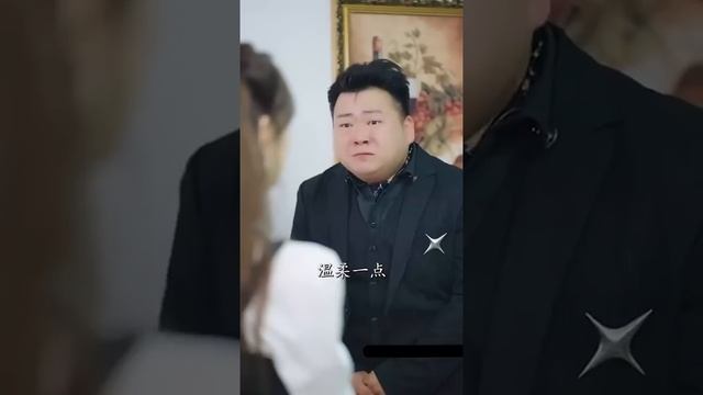 我在河邊撿到了一個窮小子，我以爲他沒人疼，沒想到他竟然是集團總裁，還對我生出了那種心思...?全集#甜宠  #短剧 #都市 #霸道总裁#虐恋 #都市 #灰姑娘#搞笑#重生
