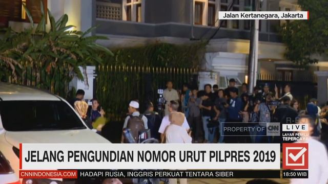 Ini Dia Deretan Mobil Pengiring Prabowo-Sandi Menuju KPU