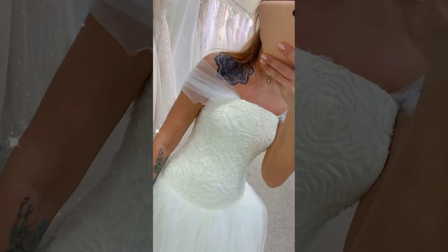 свадебное платье цена 5 тыс. руб. Эвиан