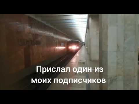 81-717/714 "Номерной" на станции "Царицыно".