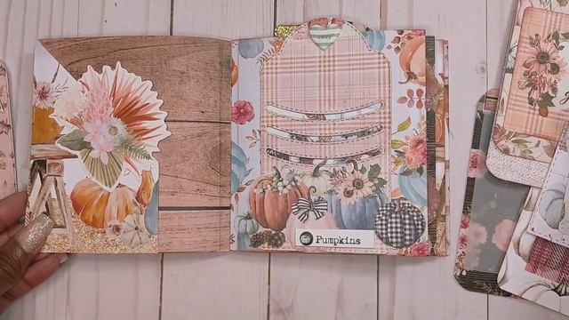 "Autumn Wishes" Flip Book Mini Album - Project Share