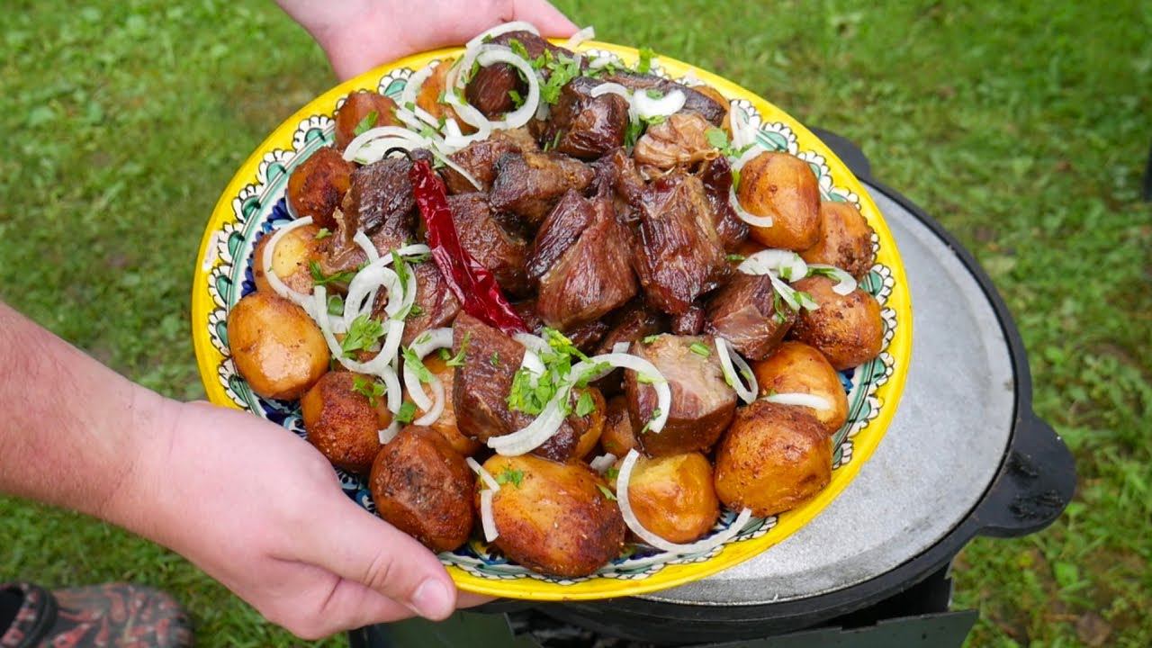 Самое народное блюдо в казане на костре – Нежное мясо с румяной картошкой или Казан Кебаб