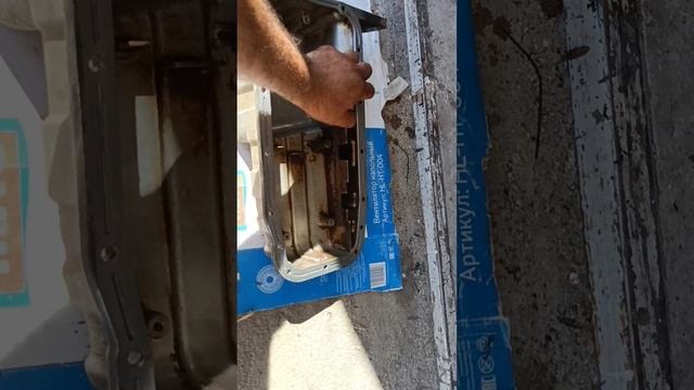 Как снять поддон на Шевроле Ланос