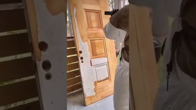 "Волшебная" очистка двери от краски