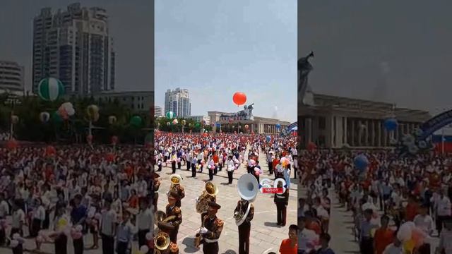 Срочно!Цветы, флажки и шары! Корейцы приветствуют президента России Путина!
19.06.2024!