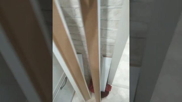 пытаемся понять чем клеить обналичку телескопическую для двери! 2022 17 сентября