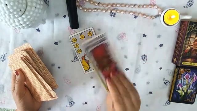 Нравлюсь ли я ей??Таро для Мужчин?