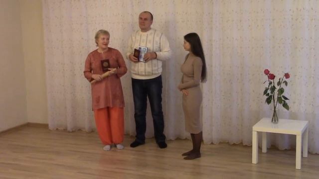 Вручение свидетельств Альбине и Александру, Ладка скалкой. Олеся Кузнецова