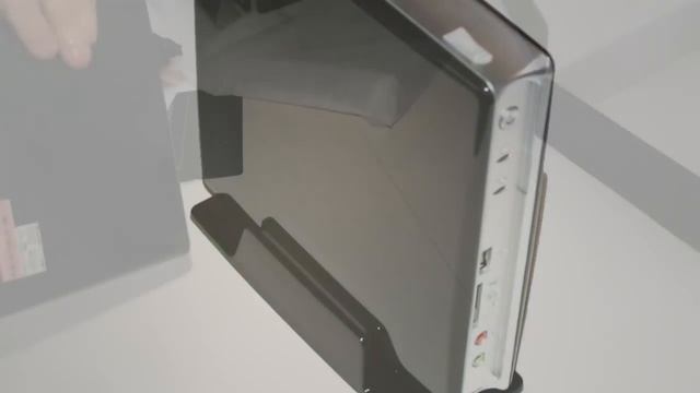 Zotac ZBOX HD-ID11-U Nettop Quick Look and Undressing