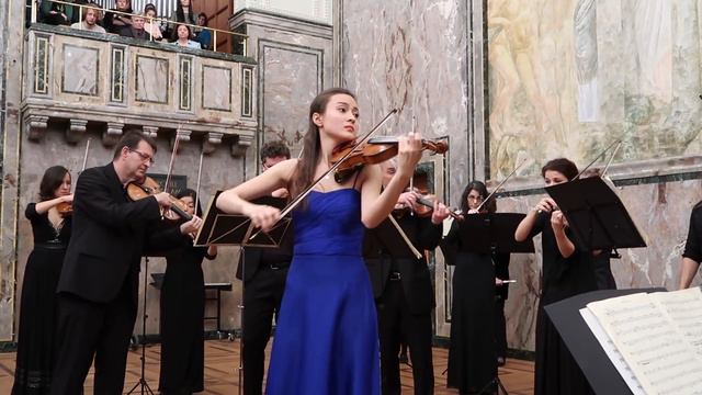 W. A. Mozart: Violin Concerto No. 3: 3rd movement | Sumina Studer