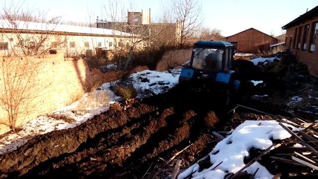 Мтз 82 погрузка тирси частина 2