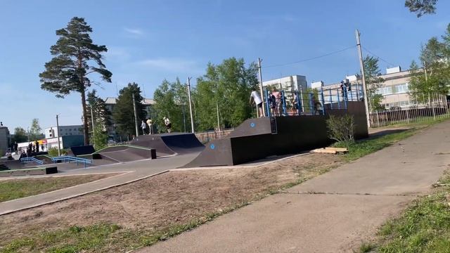 Скейт-парк на сош 34 в Братске.