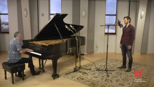 Skyline Sessions: Emmet Cahill - "Moon River"