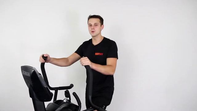 Эллиптический тренажер Octane Max Trainer