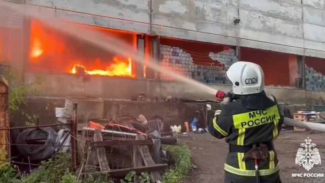 Пожар на складе в Саранске