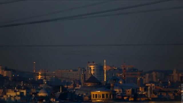 Воздушный шар у отеля "Санкт-Петербург"