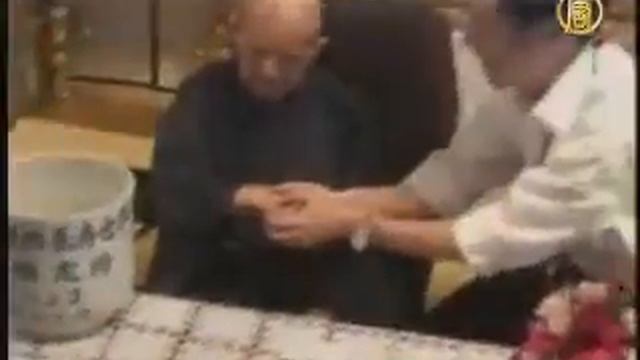 Самый старый в мире человек празднует день своего рождения