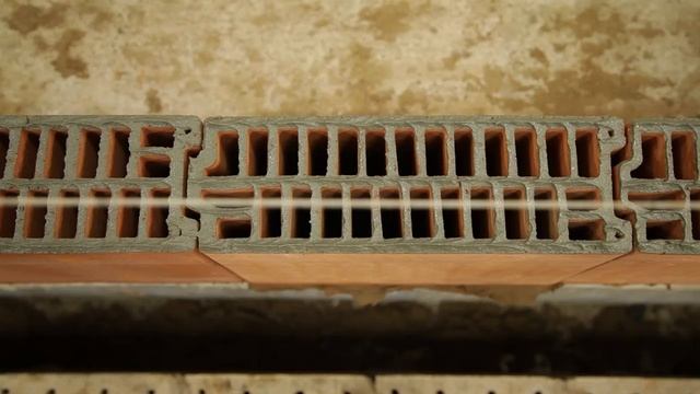 Wienerberger's Porotherm: 6. Laying the Blocks