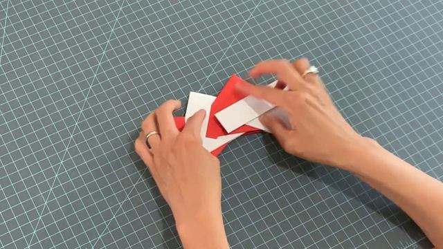 American Flag Origami Wreath / Last-minute Recycled Craft