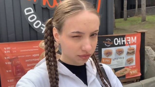 HBD VLOG: МЕНЯ КИНУЛИ ДРУЗЬЯ?! ОТМЕЧАЮ 20 лет ОДНА