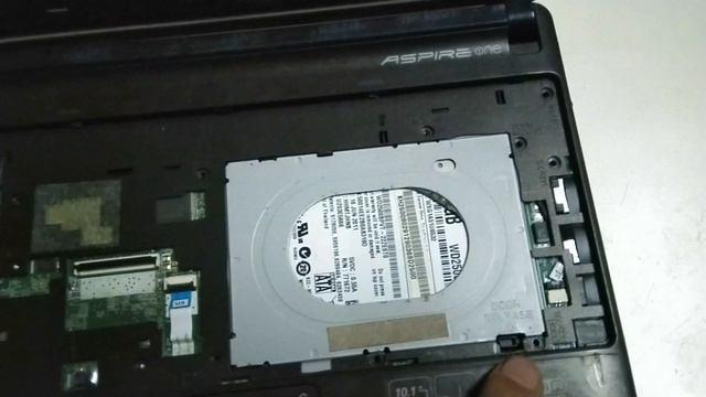 How to Dismantling Acer Aspire one D257 Netbook Easily.