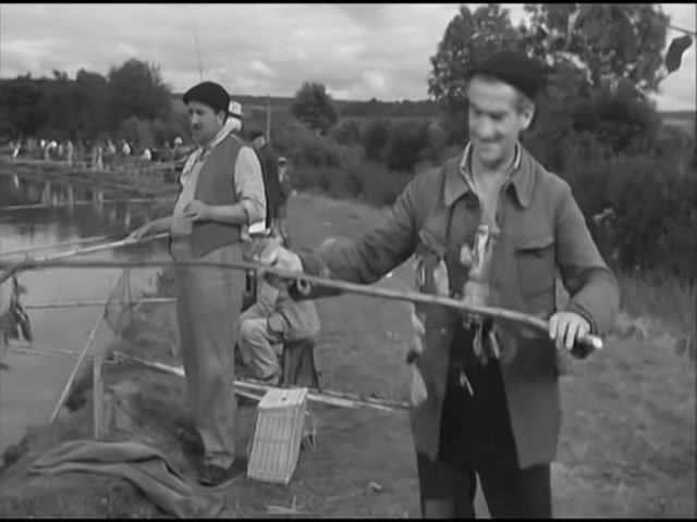 Луи де Фюнес. Рыбалка. Фрагмент из фильма "Не пойман - не вор" (1958).