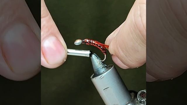 мушки для хариуса и ленка, куколка ручейника, caddis pupa