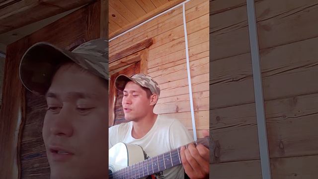 ДРУЗЕЙ и денег не бывает много