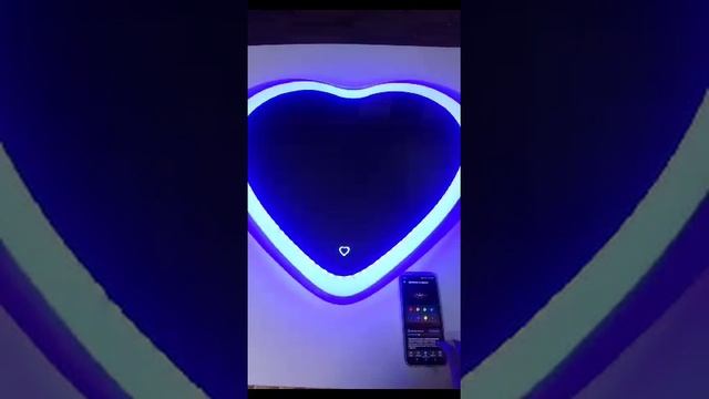зеркало сердце LED.mp4