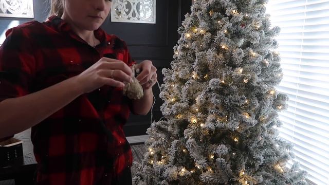 CLEAN AND DECORATE WITH ME FOR CHRISTMAS 2021  CHRISTMAS DECORATING IDEAS 2021  PART 2
