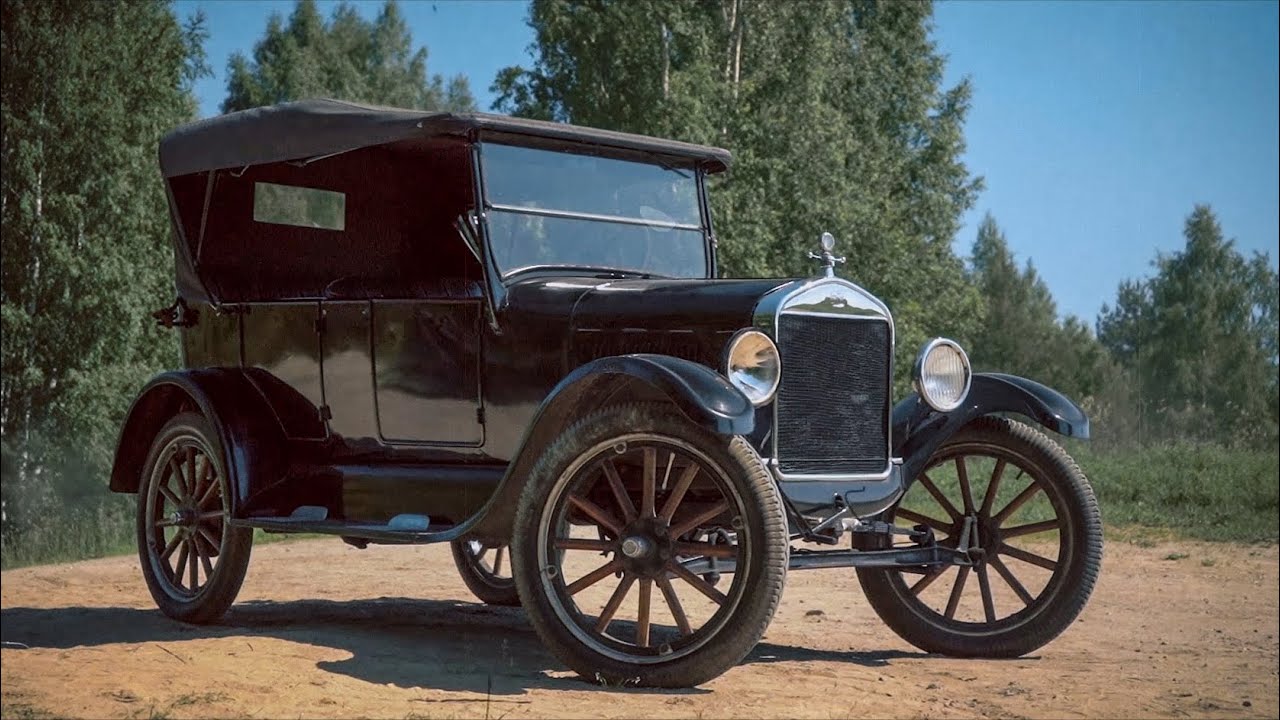 Ему 95 лет и он всё ещё на работе. Ford T 1925 года.