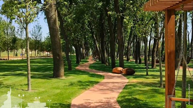 Вашему вниманию открывшаяся накануне часть «Парка Облаков» в парке Галицкого. 🌳☁