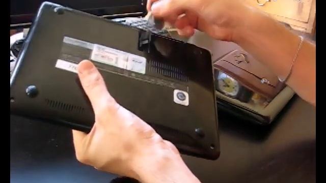 Eee PC 1005HA vs Eee PC 1008HA