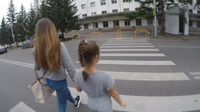 VLOG: Что бывает, когда девочкам в руки попадает камера