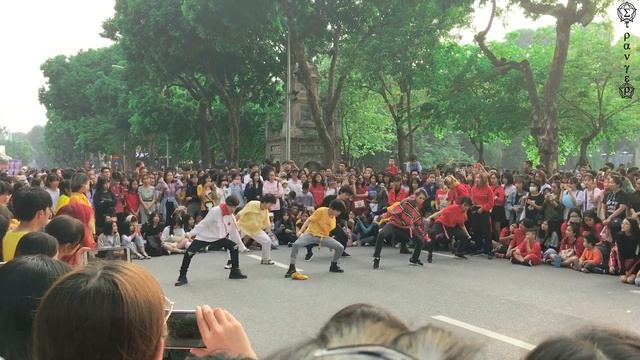[191103] Chicken Noodle Soup - j-hope ft Becky G | The A-Code fancam @ Pick Song Random Dance