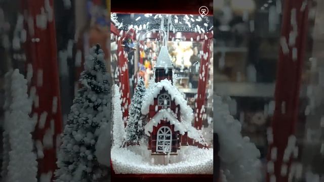 Новогодний стеклянный шар ? со снегом и Дедом Морозом ? #стеклянныйшар #шарсоснегом #новогоднийшар
