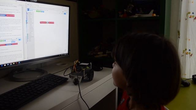 ?? ? Getting started robotics and programming with Parallax ActivityBot 360°